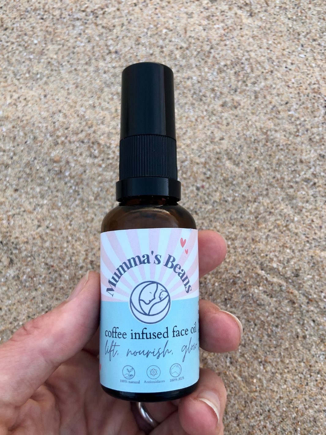 hydrating face serum by Mumma's Beans Coffee